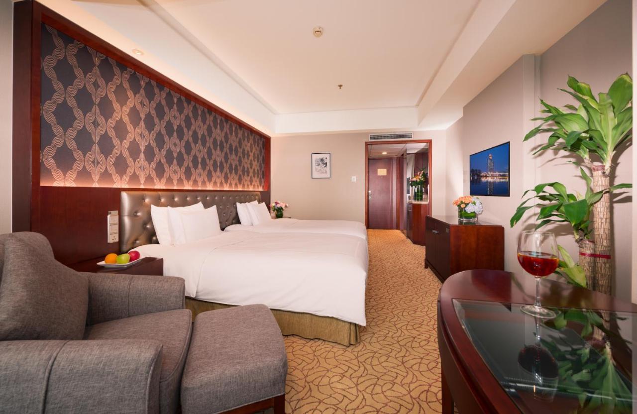 Shu Guang International Hotel Нанкин Екстериор снимка