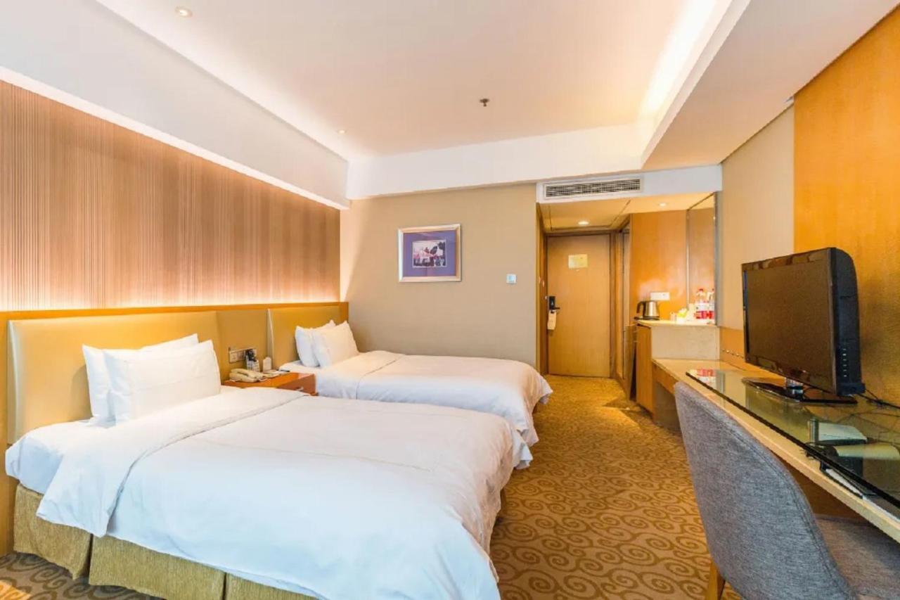 Shu Guang International Hotel Нанкин Екстериор снимка
