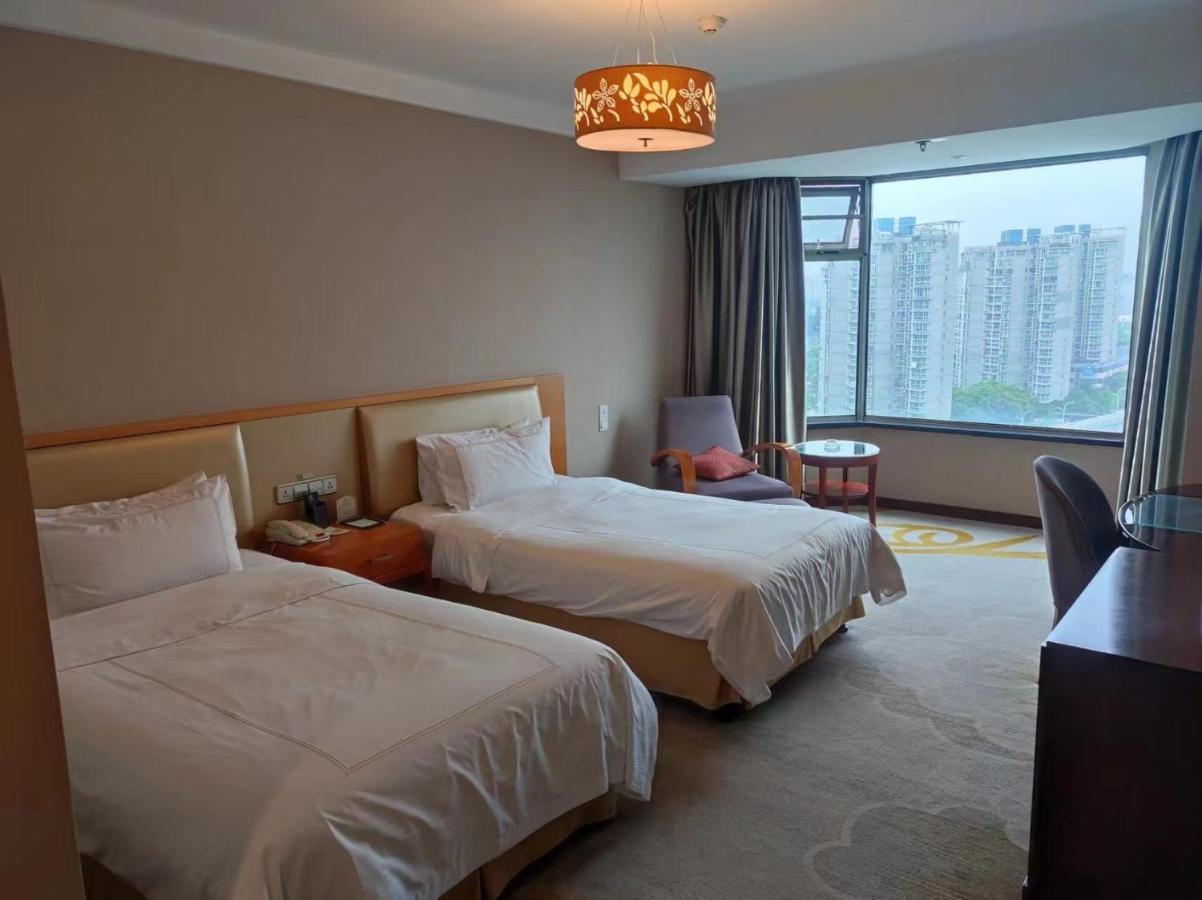 Shu Guang International Hotel Нанкин Екстериор снимка