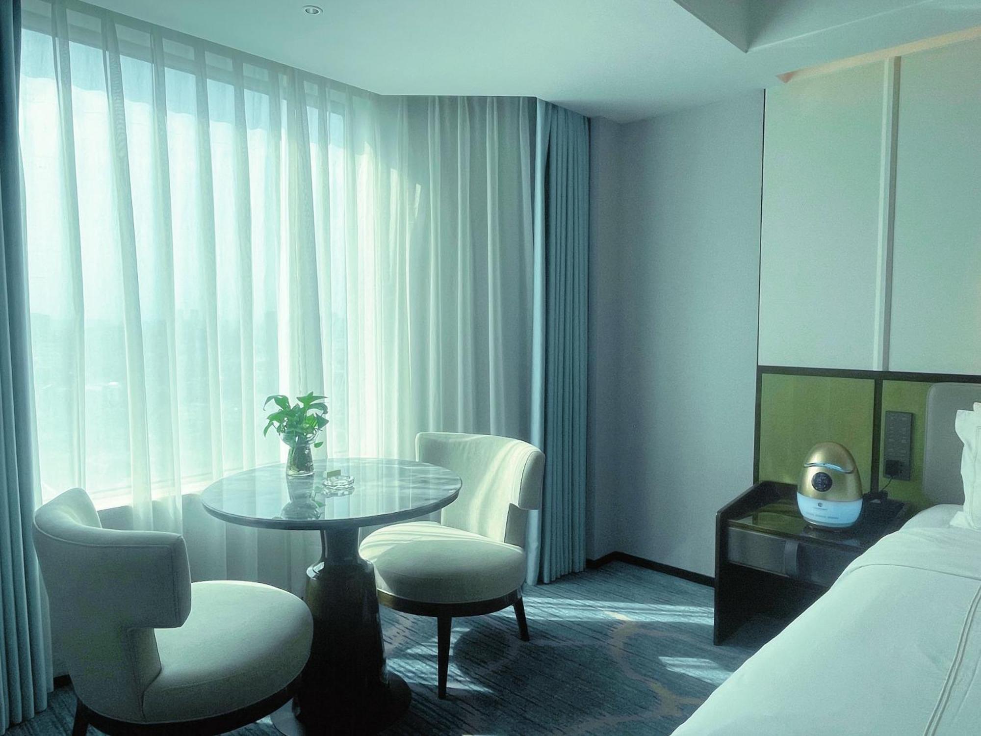 Shu Guang International Hotel Нанкин Екстериор снимка