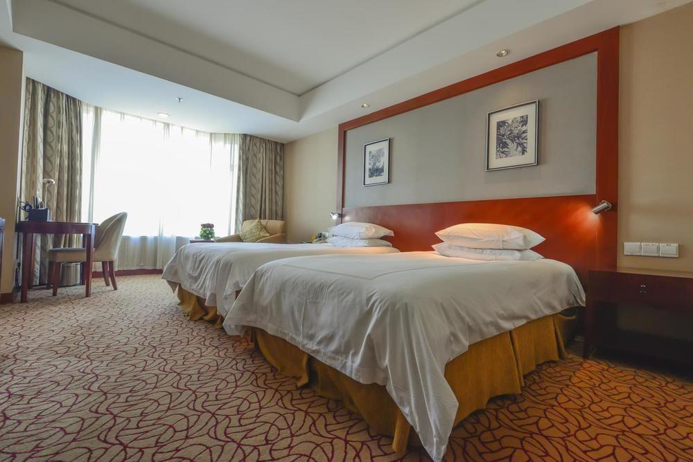 Shu Guang International Hotel Нанкин Екстериор снимка