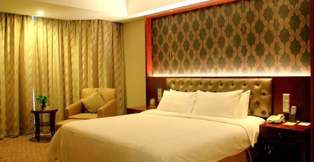Shu Guang International Hotel Нанкин Екстериор снимка