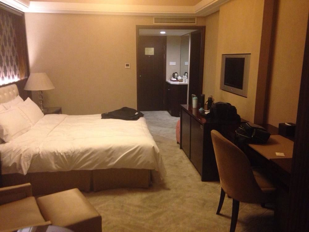 Shu Guang International Hotel Нанкин Екстериор снимка