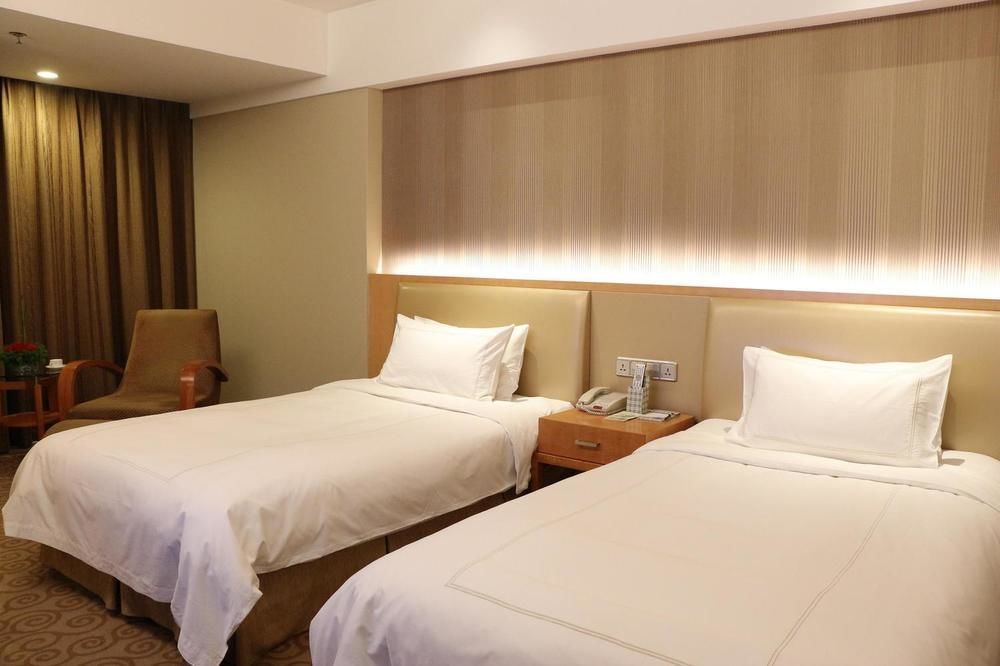 Shu Guang International Hotel Нанкин Екстериор снимка